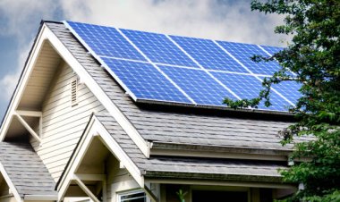 Era Energi Terbarukan: Investasi Massif dalam Pembangkit Listrik Tenaga Matahari