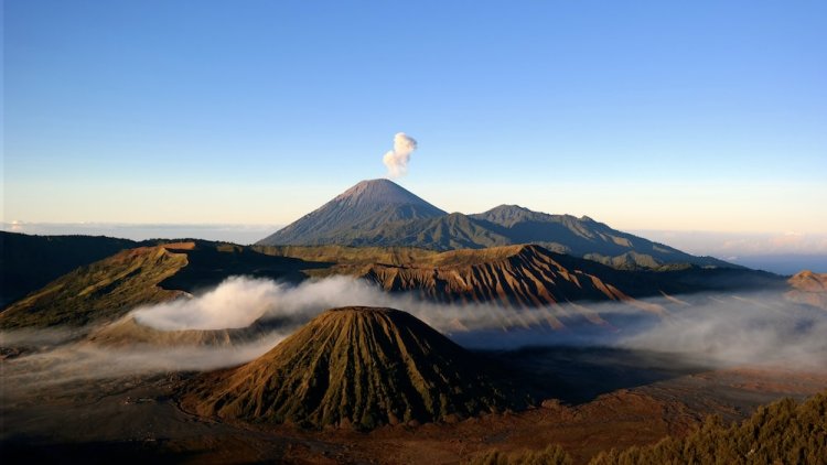 Menikmati Keindahan Gunung Bromo: Keajaiban Alam di Jawa Timur