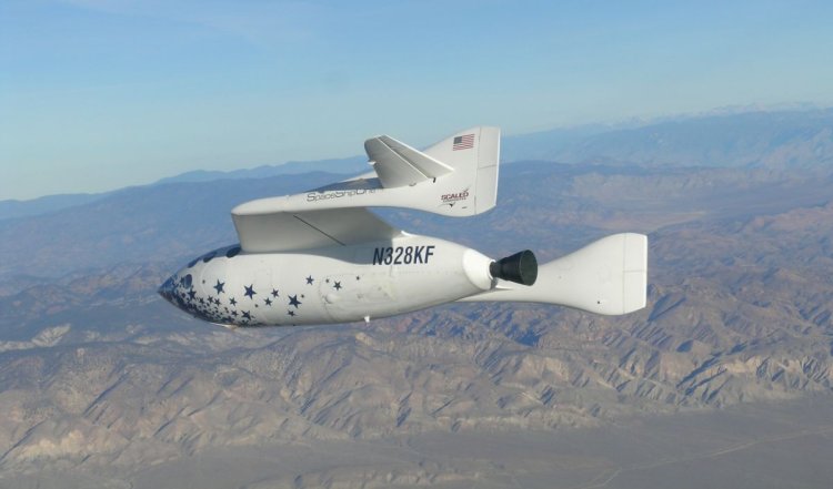 21 Juni 2004: Mengenang Sejarah Penerbangan Luar Angkasa dengan SpaceshipOne