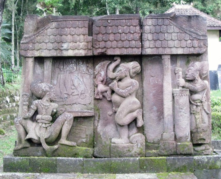 Candi Sukuh: Keajaiban Arsitektur dan Warisan Budaya Suku Hindu Jawa