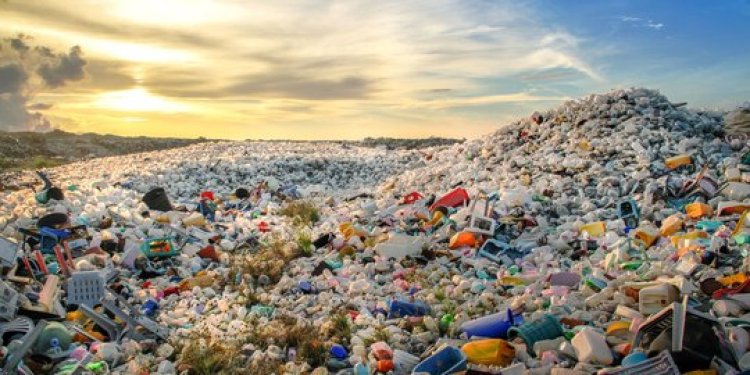 Perang Melawan Plastik: Inovasi Terbaru dalam Pengelolaan Limbah Plastik