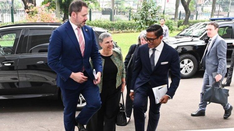 Menteri Australia Bertemu Wamenlu RI untuk Bahas Kerja Sama di Bidang EV dan Pangan