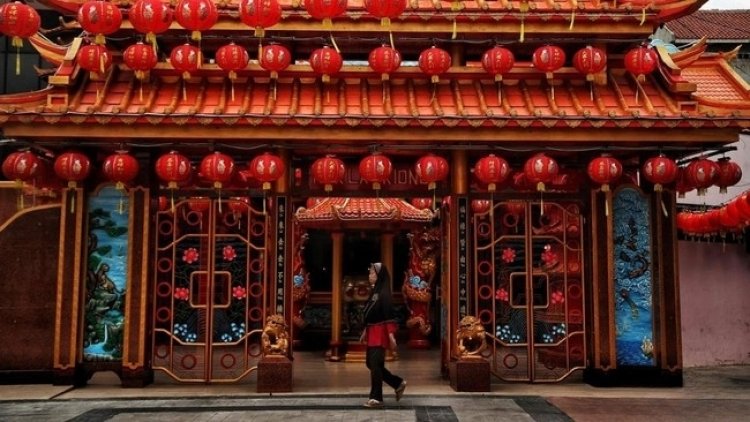 Jelajahi Keindahan dan Sejarah di Hok Lay Kiong Temple, Bekasi