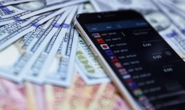 Data Tenaga Kerja AS Lemah, Rupiah Tangguh ke Rp15.618 Sore Ini