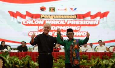 Ganjar Pranowo dan Mahfud Md Resmi Daftar sebagai Calon Presiden dan Calon Wakil Presiden ke KPU RI