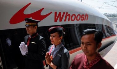 Kisah Sukses Whoosh: Antusiasme Publik dan Strategi Pemasaran yang Efektif!