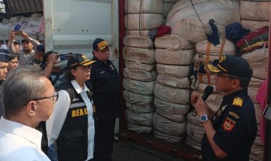 Upaya Pemerintah Indonesia: Pemusnahan Barang Impor Ilegal Senilai Rp49 Miliar