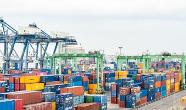 Pemerintah Perketat Pengawasan Impor untuk Lindungi Industri Dalam Negeri