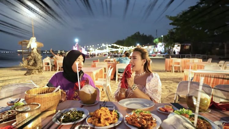 Rey Utami dan Mpok Citra Menikmati Seafood Terbaik di Bali dengan Biaya 7 Juta Rupiah!