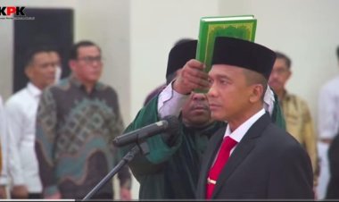 Firli Bahuri Melantik Irjen Pol Rudi Setiawan sebagai Deputi Penindakan KPK