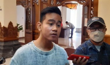 Gibran Rakabuming Raka Buka Suara terkait Kontroversi Ijazah Palsu di '13 Tahun Mata Najwa'