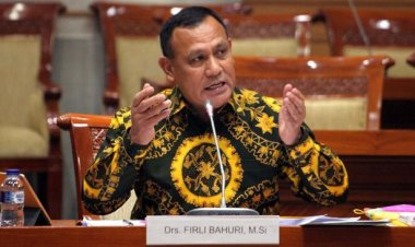 Ketua KPK Firli Bahuri: Tidak Mundur Meskipun Diduga Terlibat Kasus Pemerasan, Sebut Situasi Ini sebagai Serangan Balik Koruptor