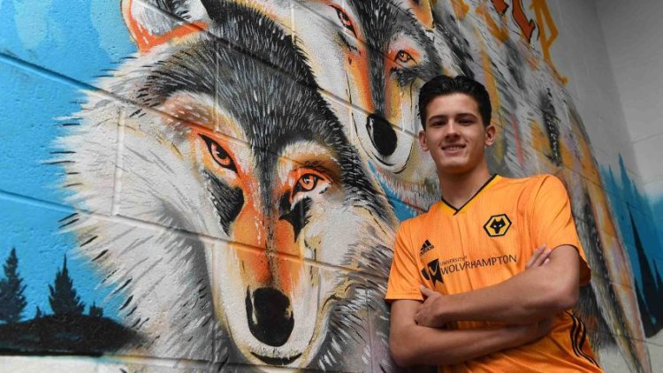 Justin Hubner, Pemain Wolves, Siap Menjadi WNI Setelah Proses Naturalisasi Mencapai Tahap Akhir