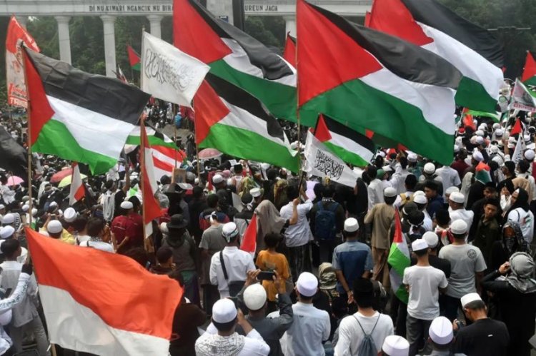 Aksi Damai Bela Palestina di Monas: Kesadaran Lingkungan dan Solidaritas Rakyat Indonesia