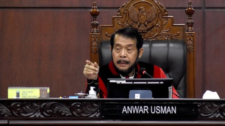 Anwar Usman Buka Suara: Politisasi dan Fitnah Ancam Integritas Putusan MKMK!