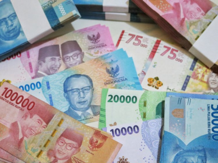 Rupiah Menguat di Awal Pekan, Sentimen Positif dari Bank Sentral AS dan Neraca Perdagangan Indonesia