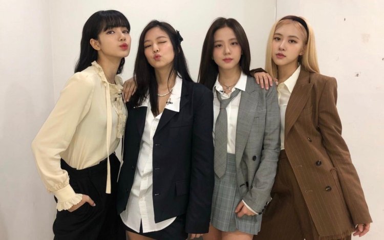 BLACKPINK Raih Penghargaan Kehormatan MBE dari Kerajaan Inggris atas Kontribusi di COP26