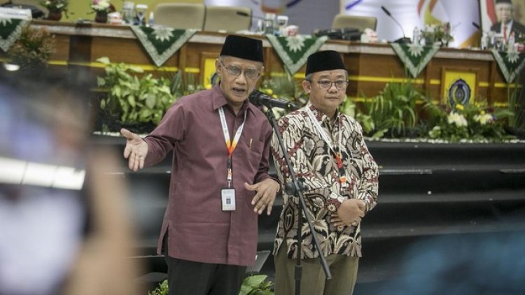 Ketua Umum Muhammadiyah Haedar Nashir Menyuarakan Kritik terhadap Oligarki Koalisi di Depan Ganjar dan Mahfud