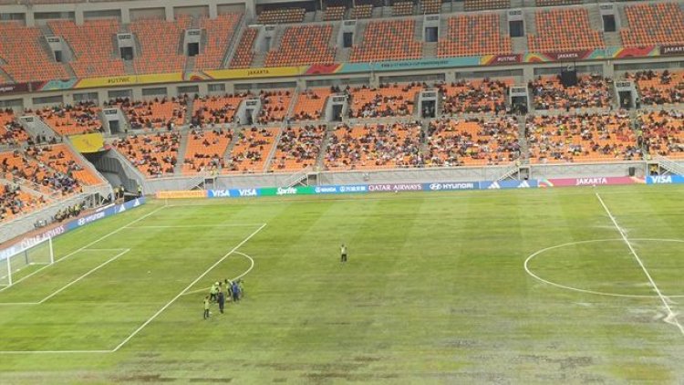 Kontroversi Genangan Air di Jakarta International Stadium (JIS) pada Piala Dunia U-17 2023: Mengapa Atap Tidak Ditutup?