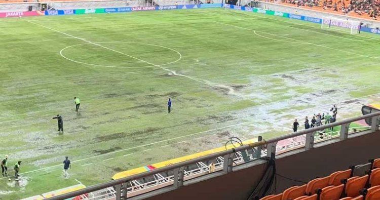 Genangan Air di Jakarta International Stadium (JIS) Memaksa Penundaan Pertandingan Piala Dunia U-17 2023 Brasil vs Argentina: Kajian Mengapa Atap Tidak Ditutup?