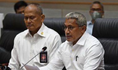 Presiden Jokowi Resmi Lantik Marthinus Hukom sebagai Kepala BNN, Menggantikan Petrus Golose