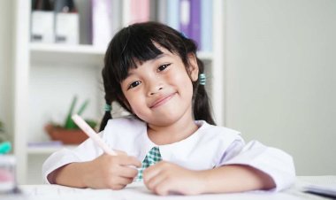 Makanan Pintar: 7 Jenis Makanan untuk Meningkatkan Daya Ingat Anak