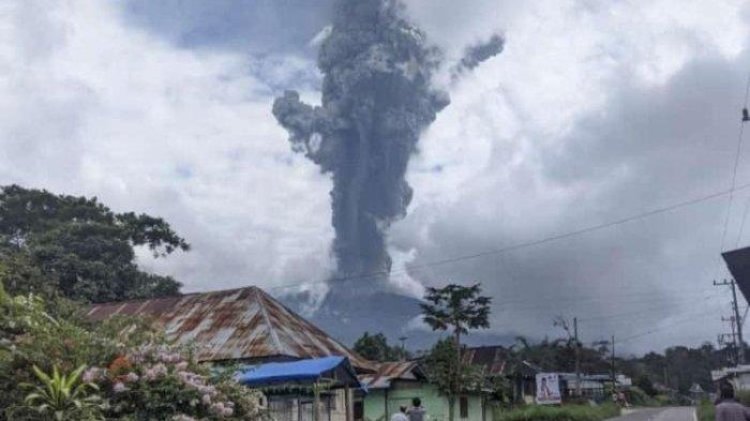 Tragedi Gunung Marapi: Evakuasi Korban Terus Dilakukan, 11 Pendaki Tewas Akibat Erupsi