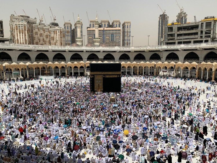 Setelah Delapan Tahun, Warga Iran Kembali Dapat Menjalankan Ibadah Umrah di Saudi