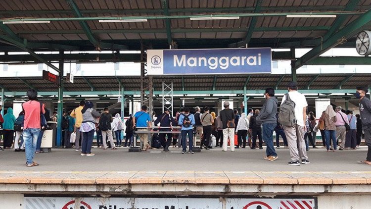 Perubahan Jalur Peron di Stasiun Manggarai Jakarta Akan Berlaku Selamanya
