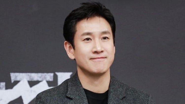 Aktor Film 'Parasite' Lee Sun Kyun Meninggal Dunia