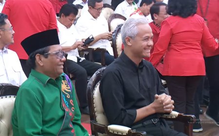 Megawati Soekarnoputri Umumkan Calon Wakil Presiden, Mahfud MD Siap Bertarung di Pilpres 2024