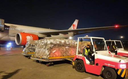 Kemenkes dan Polri Kirim 26,5 Ton Bantuan ke Gaza, Ada Air dan Tenda