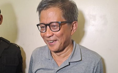 Rocky Gerung Umumkan Status Tersangka dalam Kasus 'Bajingan Tolol' di Acara Sarasehan UNM, Pertanyaan Taktis Ganjar Pranowo