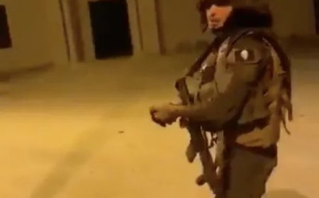 Aksi Biadab di Tepi Barat: Tentara Israel Lempar Granat ke Masjid saat Azan, IDF Skors Pelaku