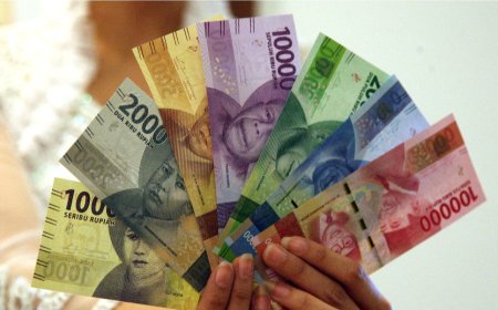 Rupiah Menguat di Awal Pekan, Sentimen Positif dari Bank Sentral AS dan Neraca Perdagangan Indonesia