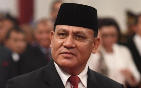 Ketua KPK Firli Bahuri: Tidak Mundur Meskipun Diduga Terlibat Kasus Pemerasan, Sebut Situasi Ini sebagai Serangan Balik Koruptor