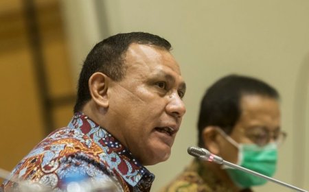 Ketua KPK Firli Bahuri Tetap Teguh di Hadapan Tuduhan Pemerasan: "Ini Serangan Balik Koruptor"