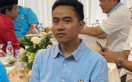 Gibran Rakabuming Raka Absen di Dialog Muhammadiyah, Nusron Wahid Terangkan Alasan dan Bagikan Tugas