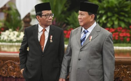 Kontroversi di Deklarasi Pandawa Lima: Prabowo Tak Sebut Nama Mahfud MD saat Puji Menko Kabinet Jokowi