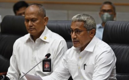 Presiden Jokowi Resmi Lantik Irjen Marthinus Hukom sebagai Kepala BNN, Menggantikan Petrus Golose