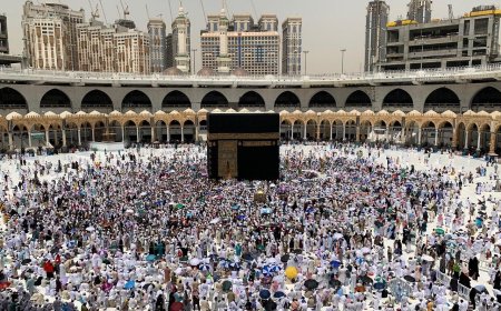 Setelah Delapan Tahun, Iran Izinkan Warganya Menjalankan Ibadah Umrah di Arab Saudi