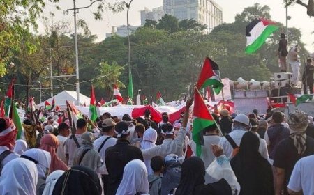 Aksi Protes di Depan Kedubes AS, Massa Kutuk Veto AS terkait Gencatan di Gaza