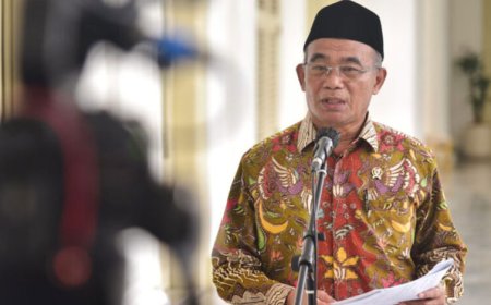 Kecolongan Birokrasi: Pengungsi Rohingya Bawa KTP Palsu, Muhadjir Minta Pemerintah Tegas
