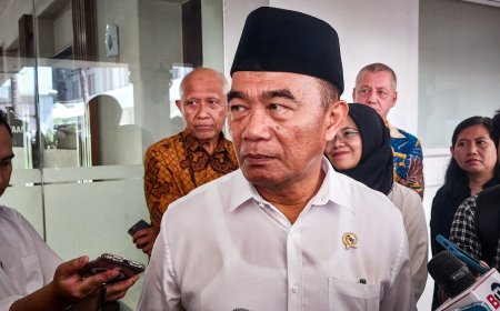 Menteri Koordinator Muhadjir: Pengungsi Rohingya dengan KTP Palsu, Birokrasi Kita Kecolongan