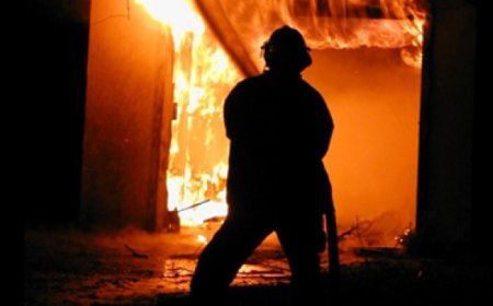 Kebakaran Rooftop Blok M Square, Diduga Dipicu Kabel Terbakar