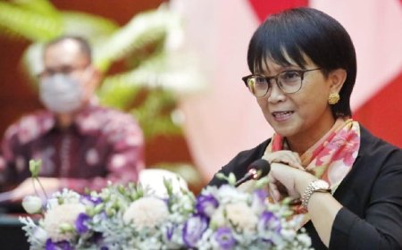 Menlu Retno Marsudi Pertahankan Transparansi Rekrutmen Diplomat RI: Respons Terhadap Komentar Mahfud MD