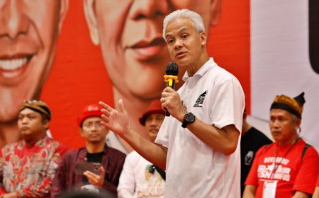 Ganjar Pranowo: Penyaluran Bansos di Jateng Tidak Boleh Jadi Komoditas Politik, Tim Pemenangan Usulkan Penundaan hingga Usai Pilpres 2024