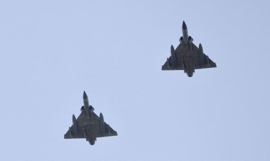 Pembelian Alutsista Bekas Menjadi Sorotan: Keputusan Prabowo Dikritik, Ahli Pertahanan Menyebutnya Strategis