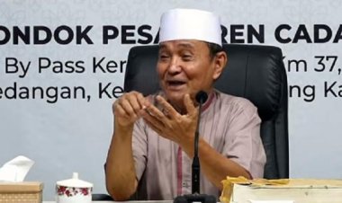 Mengenang Ulama Kharismatik Indramayu, Buya Syakur Yasin, yang Tutup Usia pada Usia 75 Tahun