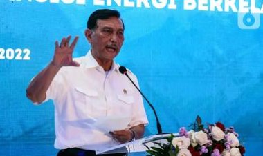 Luhut Sebut Pajak Motor Bensin Bakal Naik buat Subsidi Transportasi Umum